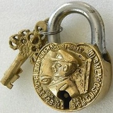 Brass Padlock-Nautical Gift, Size : 400 Gm