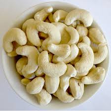 Cashew Nuts, For Food, Snacks, Sweets, Packaging Size : 250g, 500g, 1kg Etc.