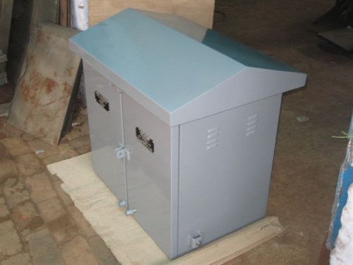 MILD STEEL STAINLESS STEEL LT FEEDER BOX