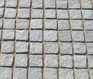 GREY GRANITE COBBLE