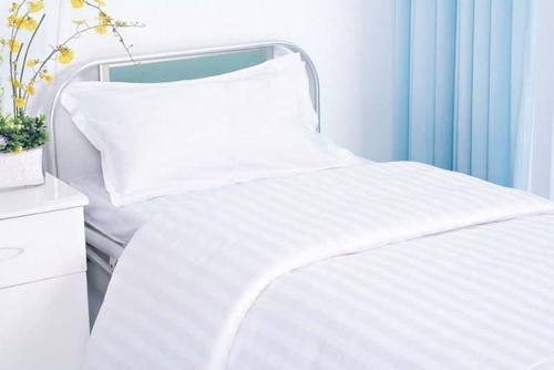 Cotton Plain Hospital Bed Sheet, Technics : Woven