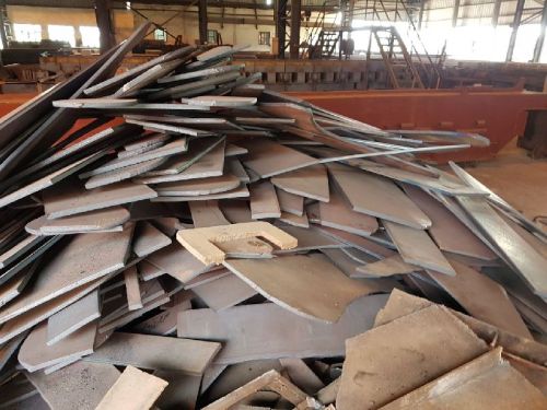 MS Plate End Cutting Scrap, For Industrial Use, Recycling, Certification : PSIC Certified