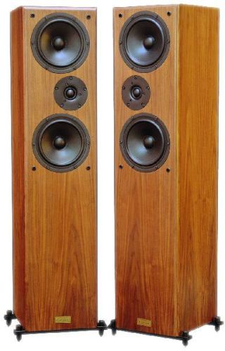 Loudspeakers, Power : 170 Watts RMS