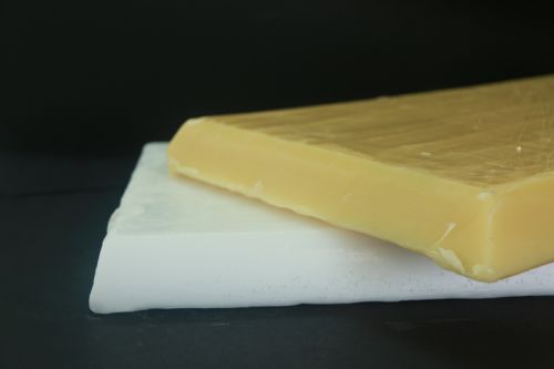 Beeswax, Application : Cosmetic and Personal Care