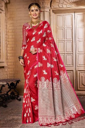 Kanjivaram Silk Saree, Color : Multicolor