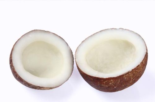 Organic Coconut Copra, Feature : Rich In Protein, Highly Nutritious