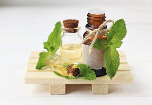 Spearmint Oil, For Pharma Food, Feature : Hygienically Packed