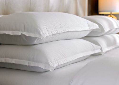 Cotton Pillow Covers, For In House, Hotel Etc., Feature : Skin Friendly