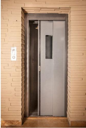 Manual Telescopic Door Elevator Lift