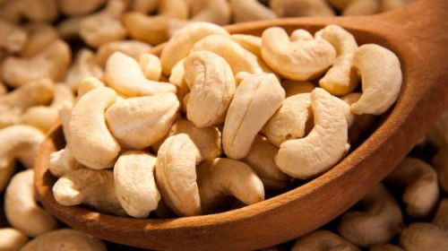 Blanched cashew nuts, Shape : Curve, Slices