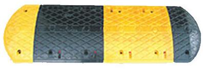 Rubber Speed Breaker, Width : 425mm