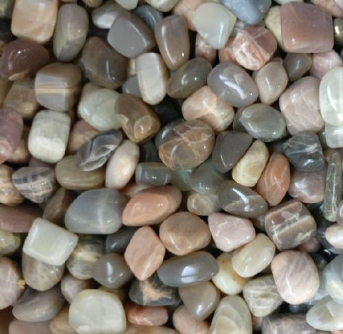 Moonstone Tumbled Polished Gemstones, Feature : Attractive Look, Durable, Hard Structure