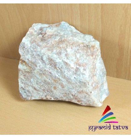 Pyramid Tatva Green Aventurine Raw