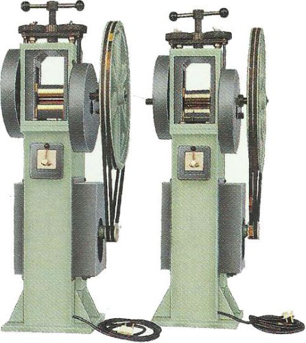 DOUBLE GEAR ROLLING MACHINE