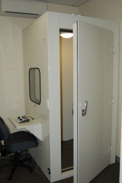 Metal Audiometric Booth, For Factories, Studio, Feature : Attractive Look, Noiseless, Sound Diffusers