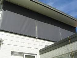 Manual Vertical Drop Awnings, For Shops, Feature : Anti Shrink, Dust Free, Easy Installation, Water Proof
