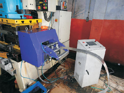 NC Servo Roll Feeder