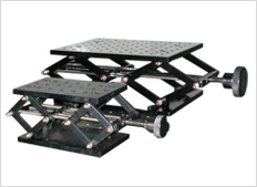 Lab Jacks, Load Capacity : 30 Kgs.