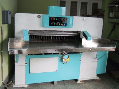 Semi Automatic Paper Cutting Machines