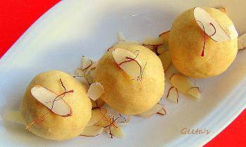 Kesar Ladoo Ghee Sweet