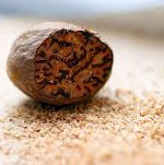 Nutmeg, Drying Process : Sun Dried