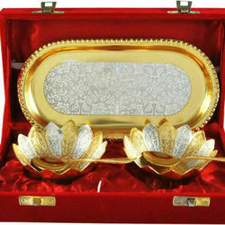 Round Brass Bowl & Tray Set, For Serving, Features : Attractive Design, Light Weight
