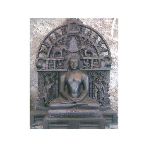 Black Marble Bhagwan Mahaveer Ji, For Decor, Gifts, Etc, Size : 12 Inch, 15 Inch, 18 Inch 21 Inch To 4 Feet