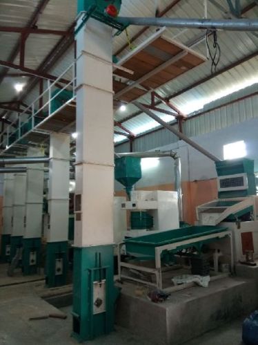 Automatic Rice Mill Machine, Production Capacity : 10-20 Ton/day