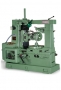 Gear hobbing machine