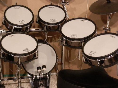 Roland TD 30kv Electronic V Drum Set--------------3400$