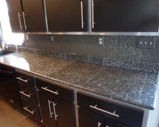 Granite, Thickness : 0-5 Mm, 10-15 Mm, 10-20mm, 15-20 Mm, 20-25