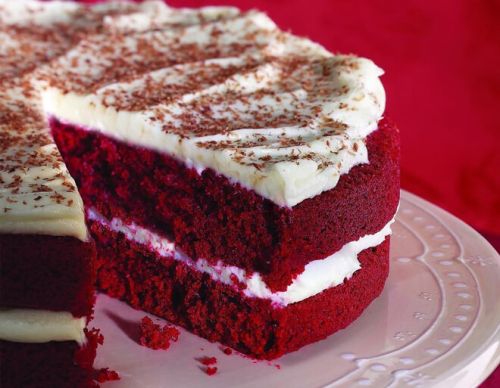 Red Velvet Cream Cake