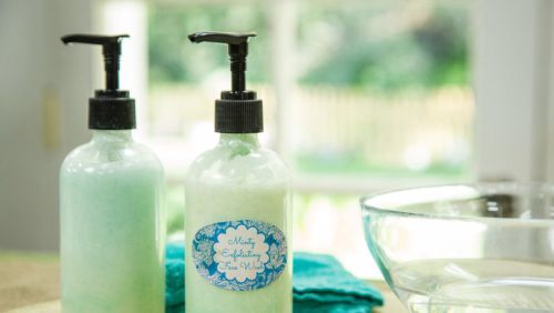 Herbal Face Wash, Packaging Type : Plastic Bottle