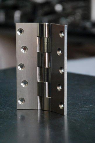 Polished Metal Butt Hinges, For Cabinet, Doors, Drawer, Window, Feature : Durable, Fine Finished