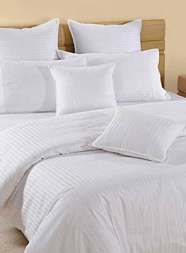 Plain Cotton Bedsheet, Feature : Easily Washable