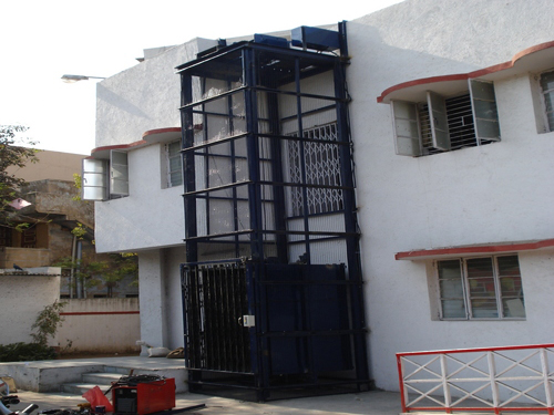 Goods lift, Power : 1-3kw