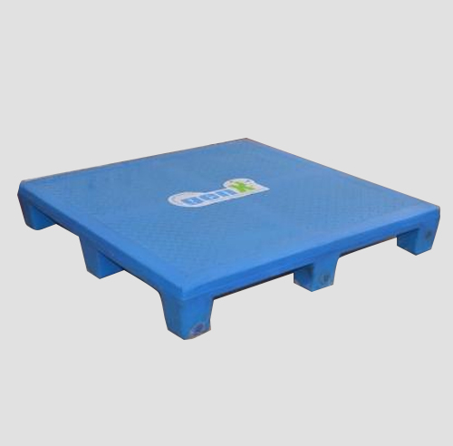 PU Foam Insulated Plastic Pallets, Width : 550 Mm To 1100 Mm