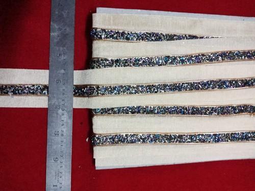 Cut Dana Lace, Width : 2.5 Inch