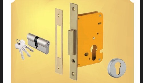 Stainless Steel Deadlatch Door Lock, Certification : ISO 9001:2008