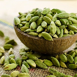 Small Green Cardamom