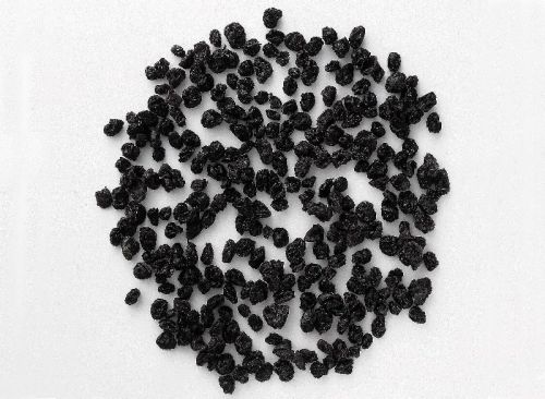 Dried Black Grapes