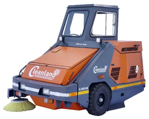 Cleanland Industrial Sweeping Machine Suppliers, Certification : ISO 9001:2008 Certified