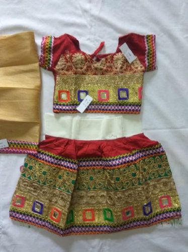 Traditional Chaniya Choli