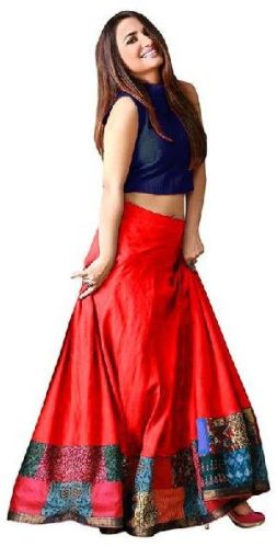 L-17 Udan Red Lehenga