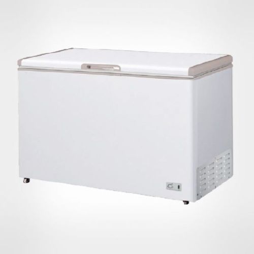 Chest Freezer / Cooler
