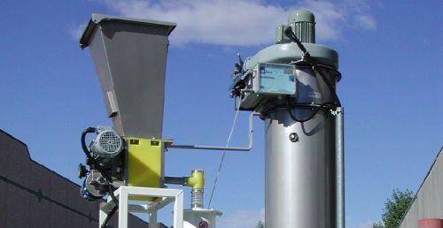 Micro-Batch Feeders With Agitator