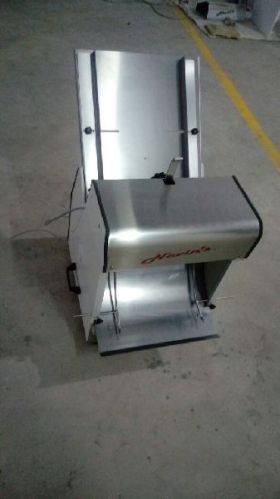 Bread Slicer, Production Capacity : 500 Kg Per HR App