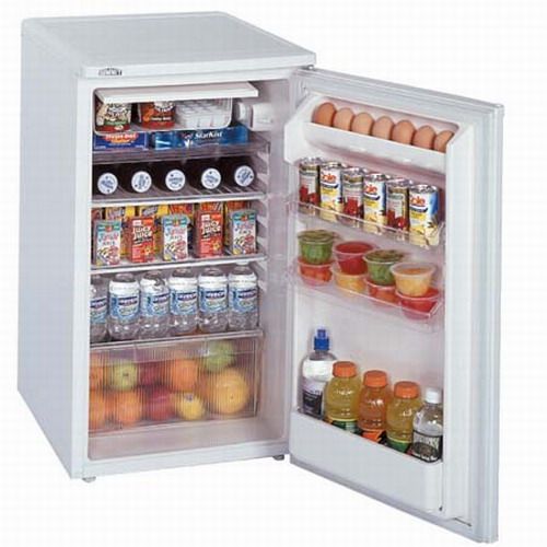 Compact Refrigerator for Cooling Beverages