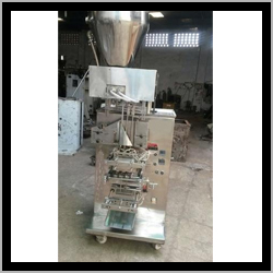 TWO LANE TOMATO KETCHUP PACKING MACHINE