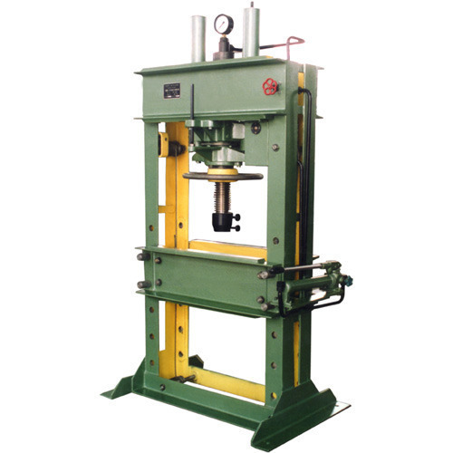 30 Mpa Semi Automatic Hydraulic Press Machine, Capacity : 5 - 200 Ton